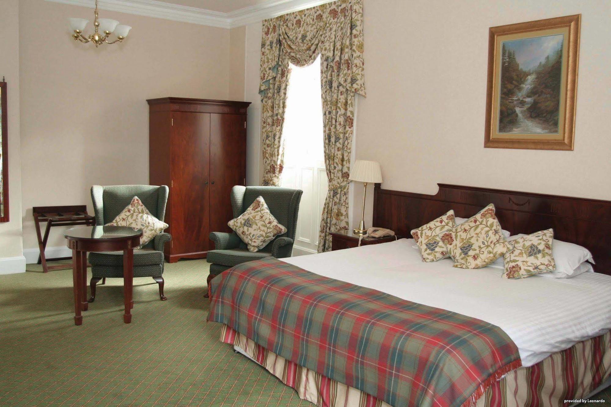 Best Western Cartland Bridge Hotel Ланарк Стая снимка